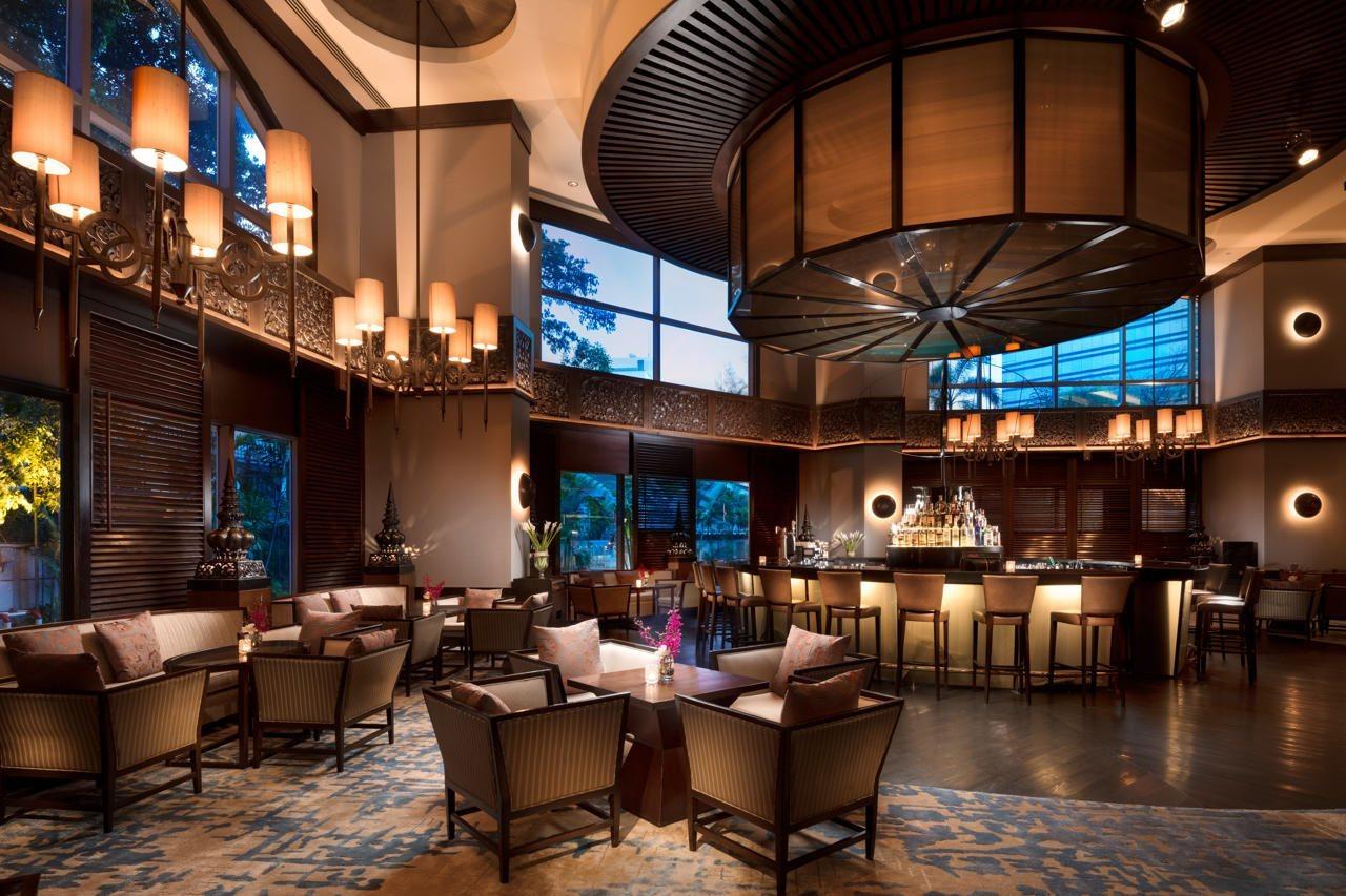 Doubletree By Hilton Bangkok Ploenchit Hotel Exterior foto