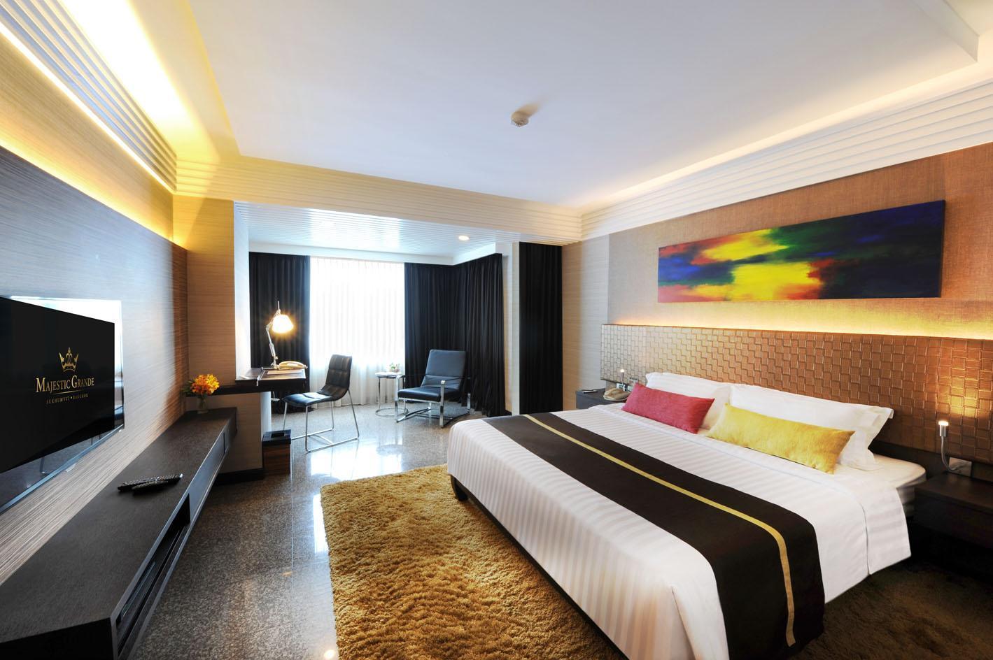 Doubletree By Hilton Bangkok Ploenchit Hotel Exterior foto
